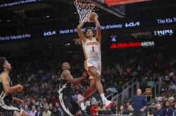 雷速体育app-关于老鹰取得九连胜，杨超21球建功击败雄鹿的信息