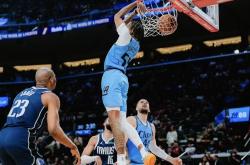 雷速体育app-独行侠横扫广州队，字母哥状态火热的简单介绍