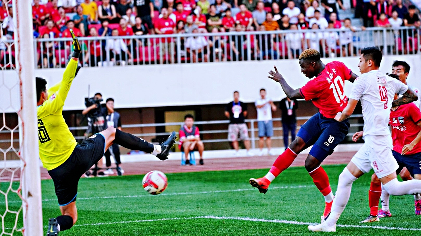 申鑫客场对阵富力，必须全队团结争取胜利的简单介绍