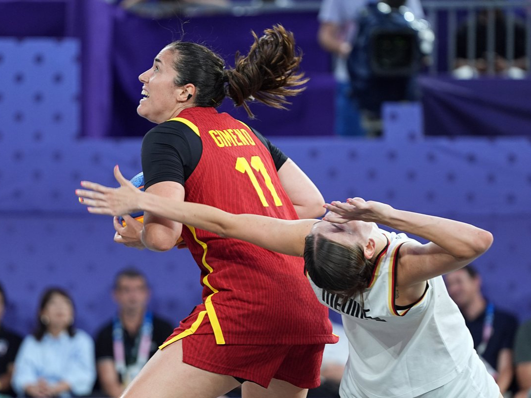 惊心动魄,欧锦赛四强争霸战火朝天的简单介绍 惊心动魄,欧锦赛四强争霸战火朝天的简单介绍