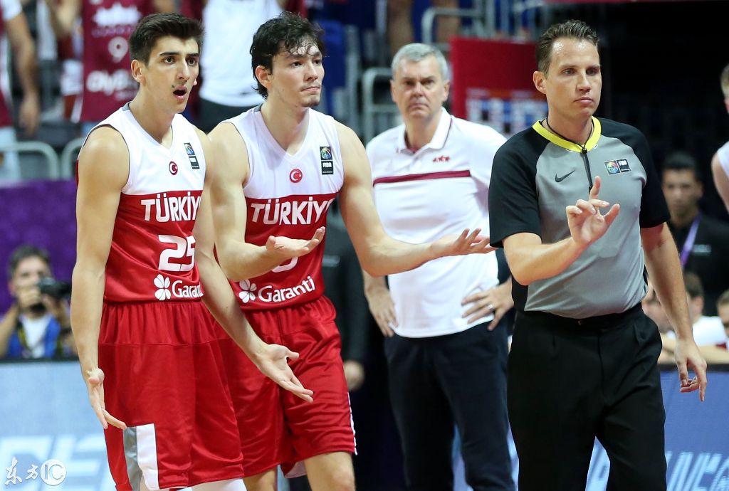 西班牙男篮轻取土耳其男篮,莫里斯绝境逆转的简单介绍 西班牙男篮轻取土耳其男篮,莫里斯绝境逆转的简单介绍